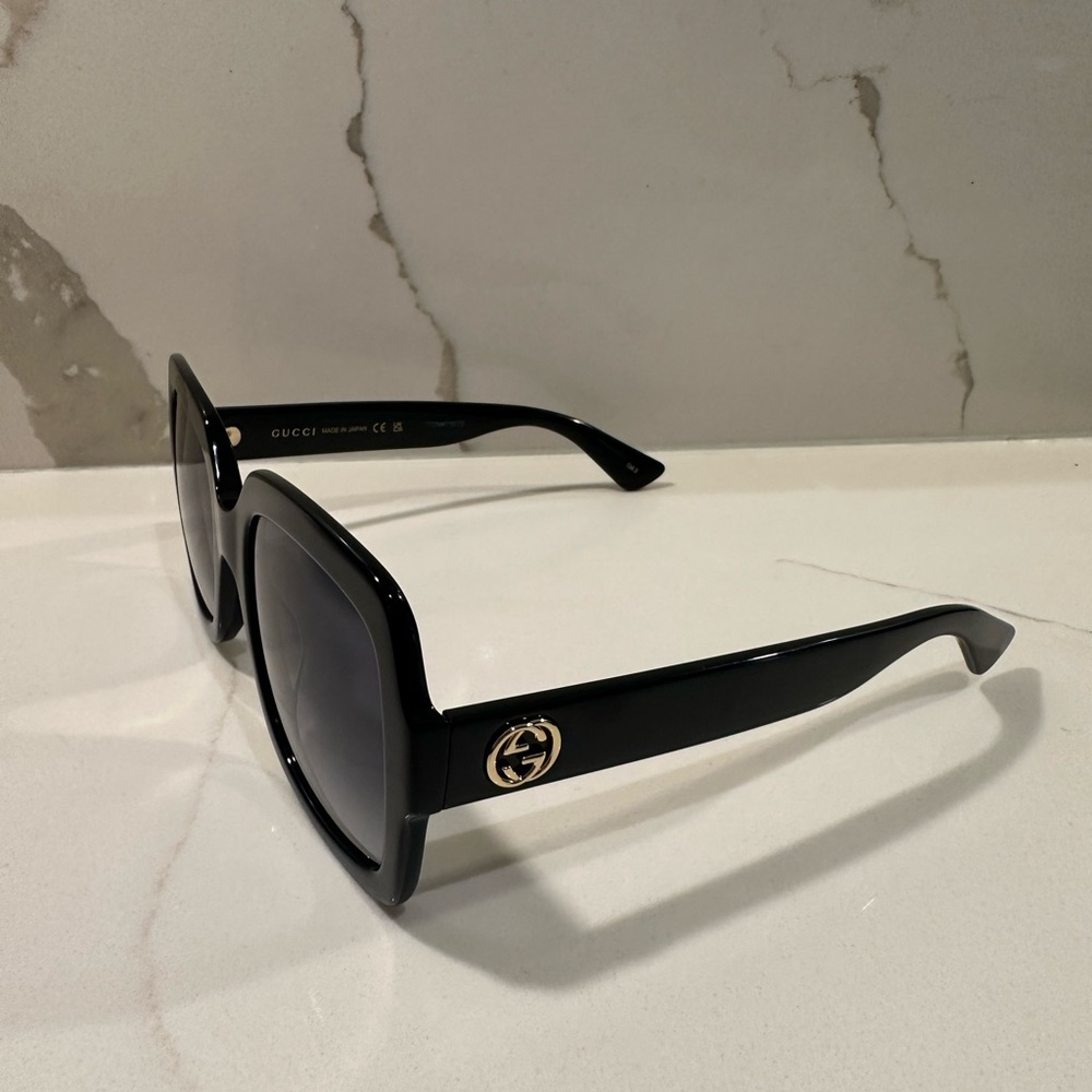 Gucci Black Sunglasses